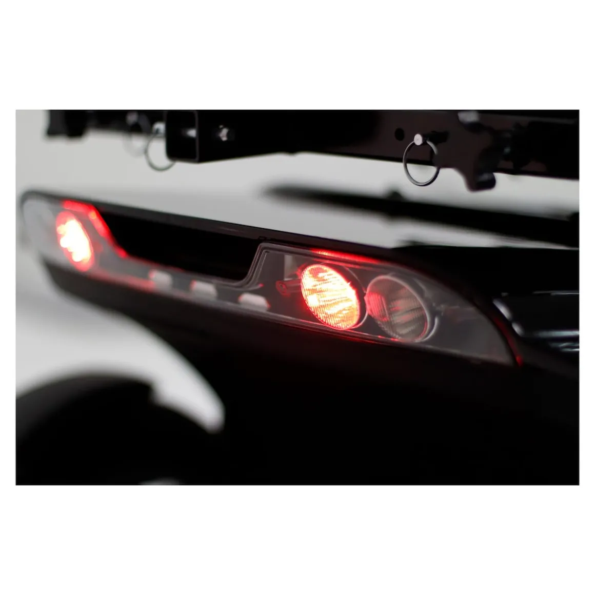 Elektromobil M94 2.0, 15 km/h schwarz