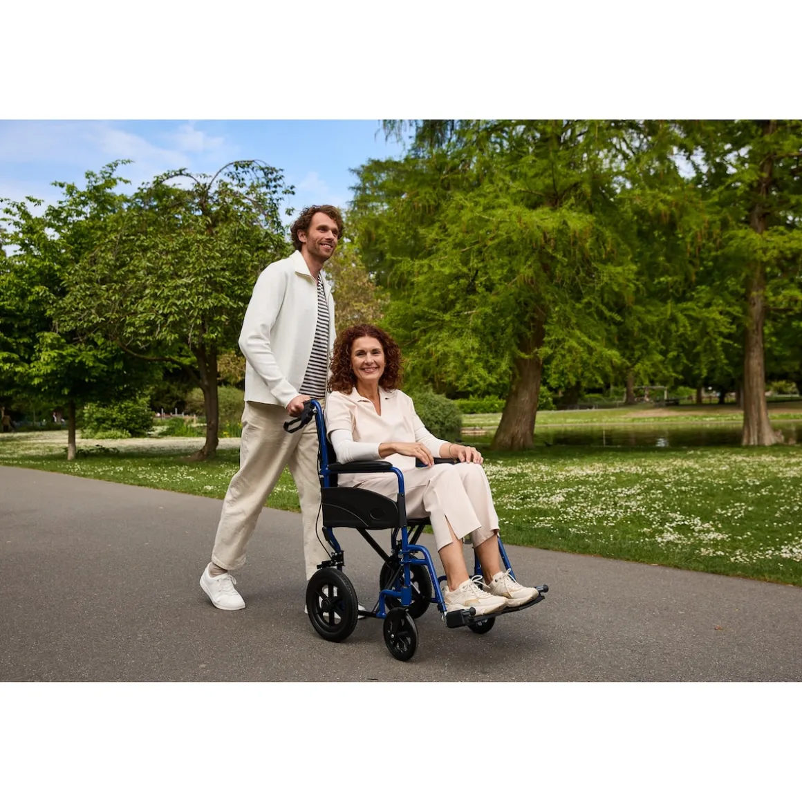 Leichtgewichtrollstuhl Expedition Plus faltbar