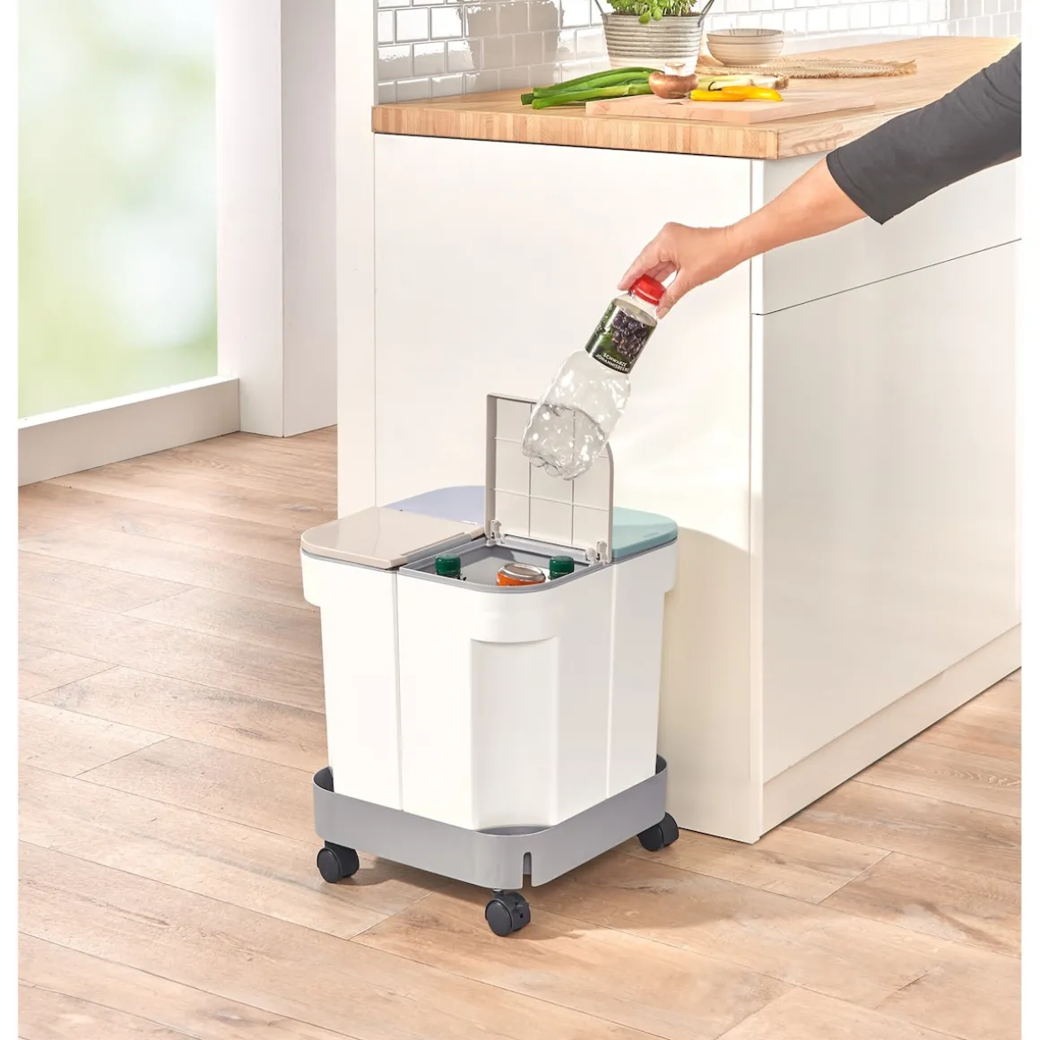 Mülltrennsystem „4 in 1“