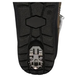 Winterstiefel mit Spikes 